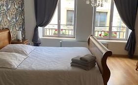 La Chambre D'Angele Chambres D'Hotes